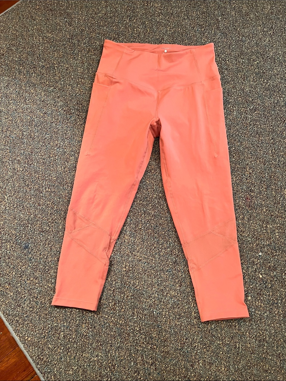 Layer 8 Coral Activewear Leggings Cropped Capri Length